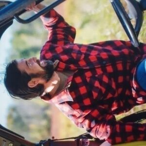 Legendary Whitetails Red Buffalo Plaid  Fleece Shirt Men's MD Pre-owned